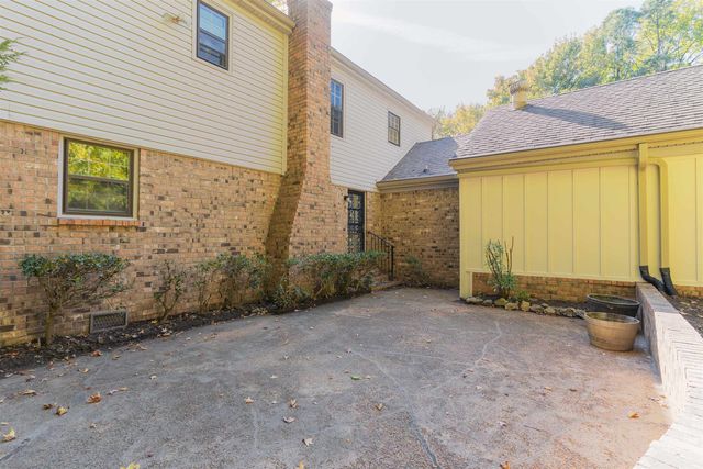 8285 N MONTEGO PL, Memphis, TN 38016