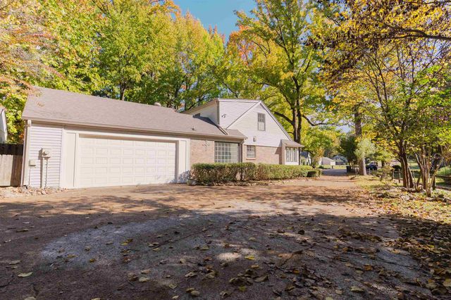 8285 N MONTEGO PL, Memphis, TN 38016