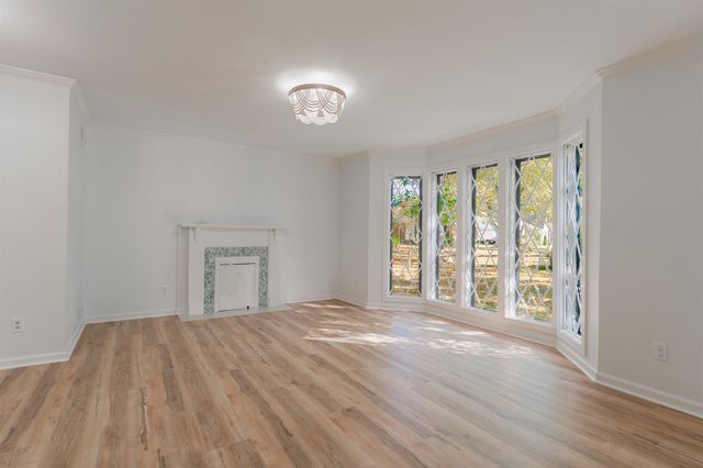 8285 N MONTEGO PL, Memphis, TN 38016