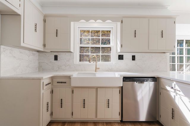 8285 N MONTEGO PL, Memphis, TN 38016