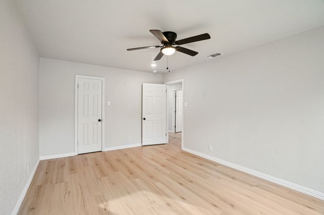 305 Westvue Street, Terrell, TX 75160
