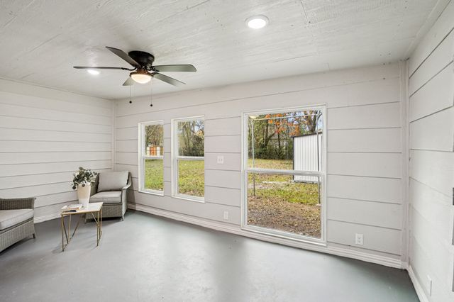 305 Westvue Street, Terrell, TX 75160
