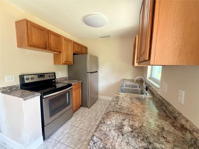 2804 LIGHTWOOD STREET, Deltona, FL 32738