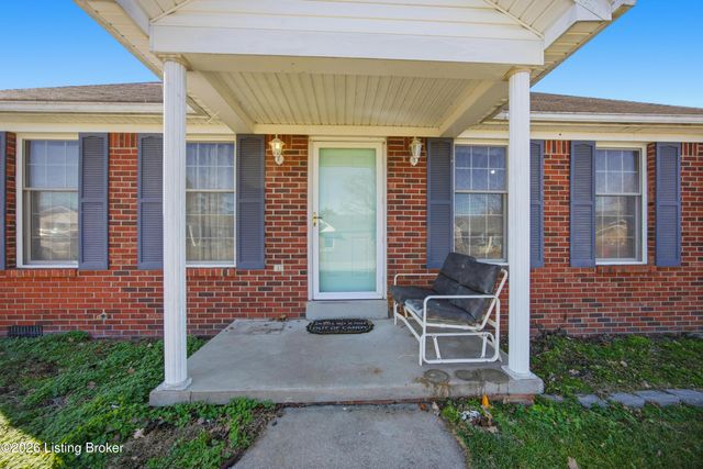 1030 Butler Dr, Lawrenceburg, KY 40342