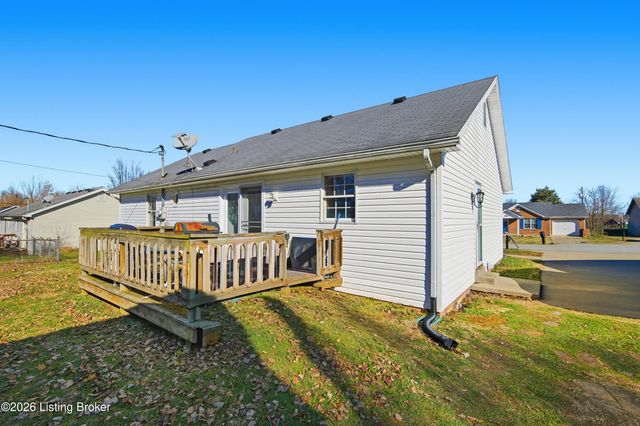 1030 Butler Dr, Lawrenceburg, KY 40342