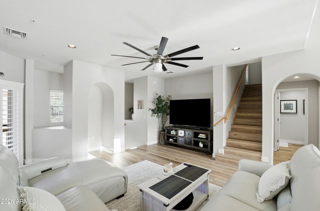 3935 E ROUGH RIDER Road 1219, Phoenix, AZ 85050