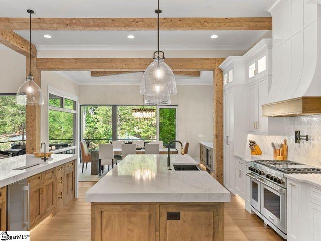 146 Island Water Drive, Six Mile, SC 29682