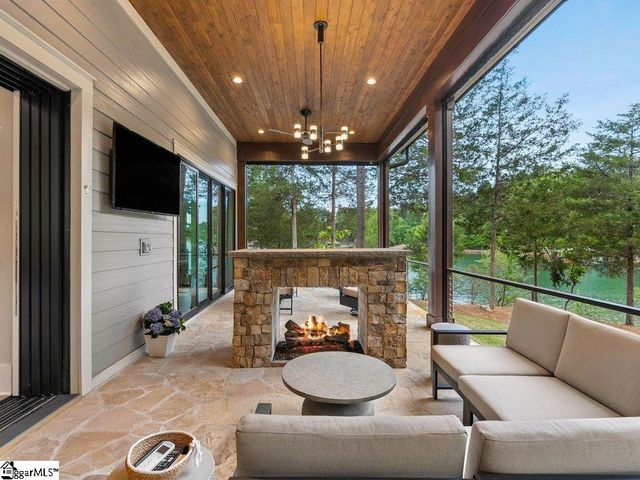 146 Island Water Drive, Six Mile, SC 29682