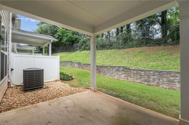 4028 Carlinswood Way, Stone Mountain, GA 30083