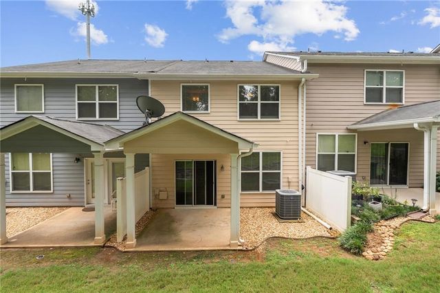 4028 Carlinswood Way, Stone Mountain, GA 30083