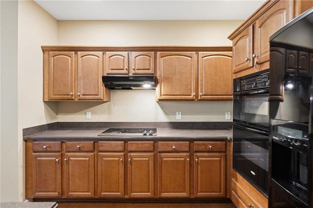4028 Carlinswood Way, Stone Mountain, GA 30083