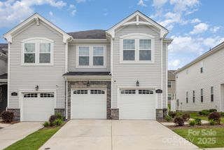 13327 Savaine Street, Charlotte, NC 28278