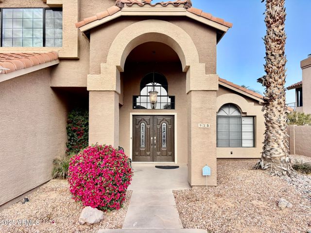 938 W IRIS Drive, Gilbert, AZ 85233