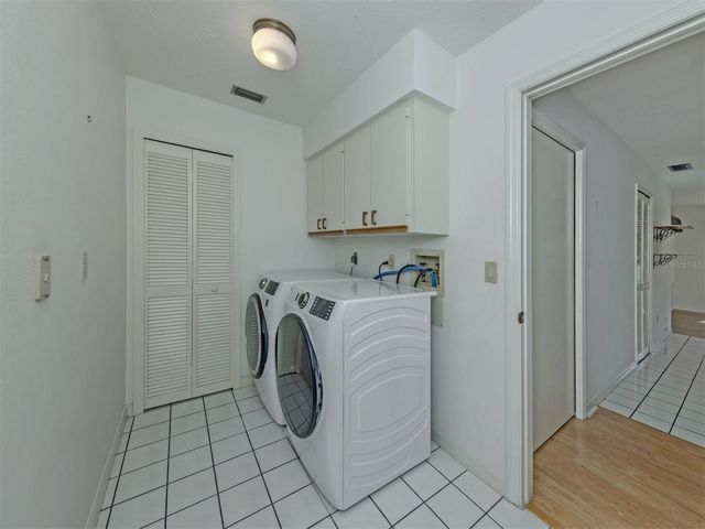 7068 DENMARK STREET, Englewood, FL 34224