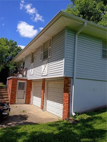 308 SW 5 Street, Blue Springs, MO 64014