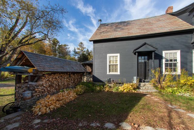 95 Middletown Road, Londonderry, VT 05155