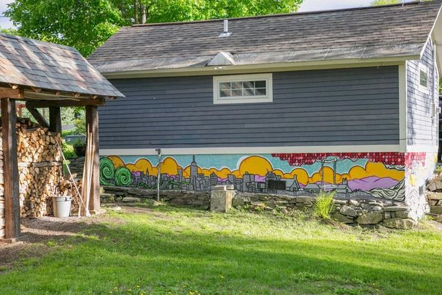 95 Middletown Road, Londonderry, VT 05155