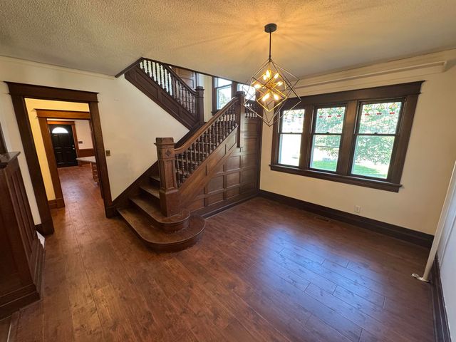 511 3rd Street, Parkersburg, IA 50665