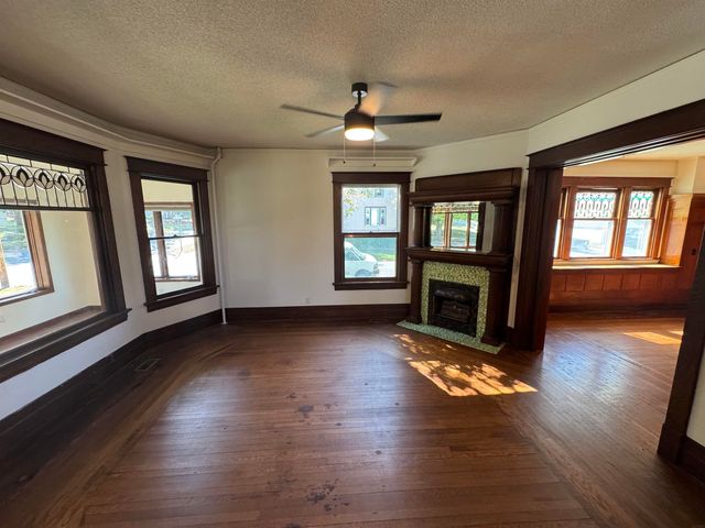 511 3rd Street, Parkersburg, IA 50665