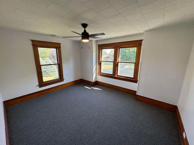 511 3rd Street, Parkersburg, IA 50665