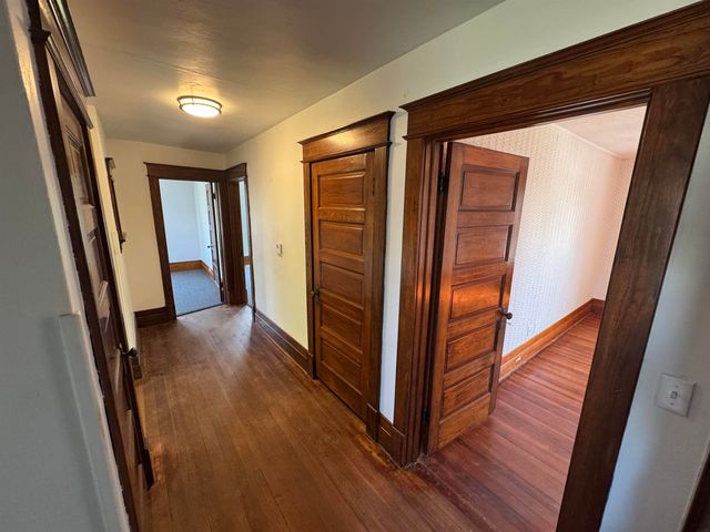 511 3rd Street, Parkersburg, IA 50665