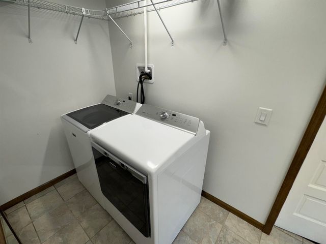 511 3rd Street, Parkersburg, IA 50665