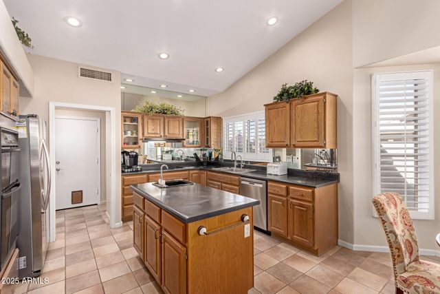 23801 S DOBSON Drive, Sun Lakes, AZ 85248