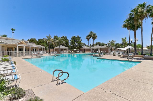 23801 S DOBSON Drive, Sun Lakes, AZ 85248