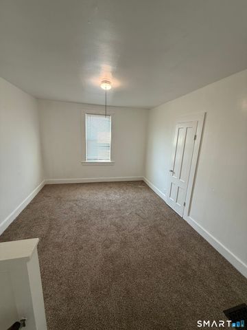 125 Columbia Street 2FF, New Britain, CT 06052