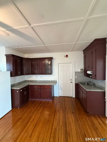 125 Columbia Street 2FF, New Britain, CT 06052