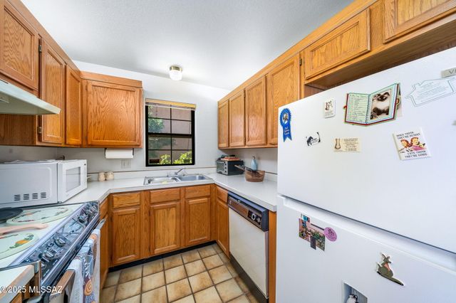 5326 N Paseo De La Terraza, Tucson, AZ 85750