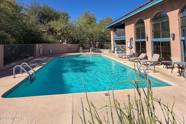 5326 N Paseo De La Terraza, Tucson, AZ 85750