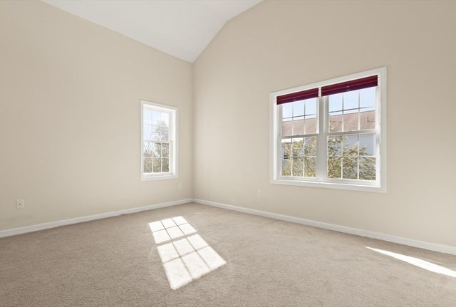 5 Paul Revere Path 5, Hopkinton, MA 01748