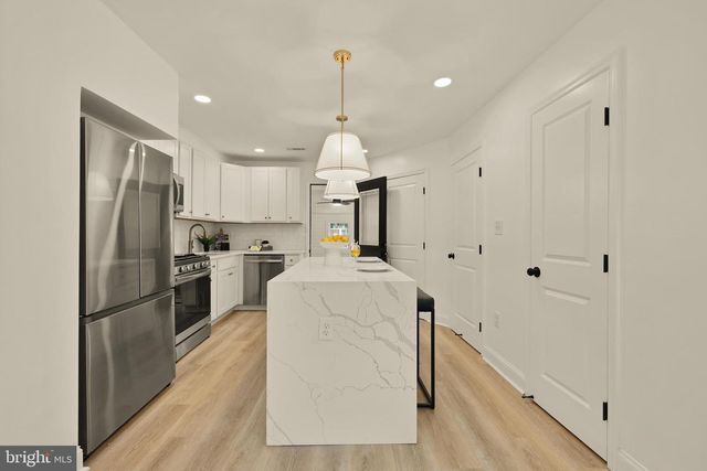 1175 46TH PL SE, Washington, DC 20019