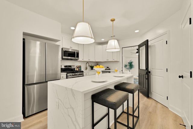 1175 46TH PL SE, Washington, DC 20019