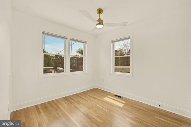 1175 46TH PL SE, Washington, DC 20019