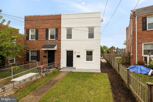 1175 46TH PL SE, Washington, DC 20019