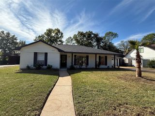 15714 Torry Pines Road, Houston, TX 77062