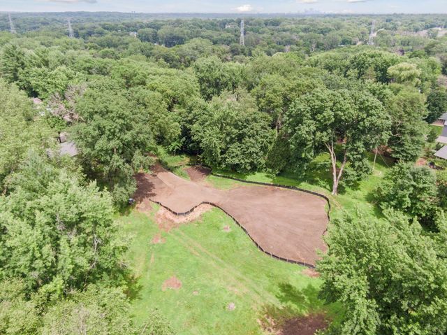 14215 Orchard Road, Minnetonka, MN 55345