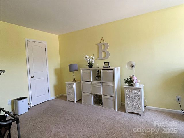 9608 Brackenview Court, Charlotte, NC 28214