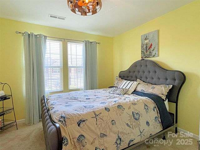 9608 Brackenview Court, Charlotte, NC 28214