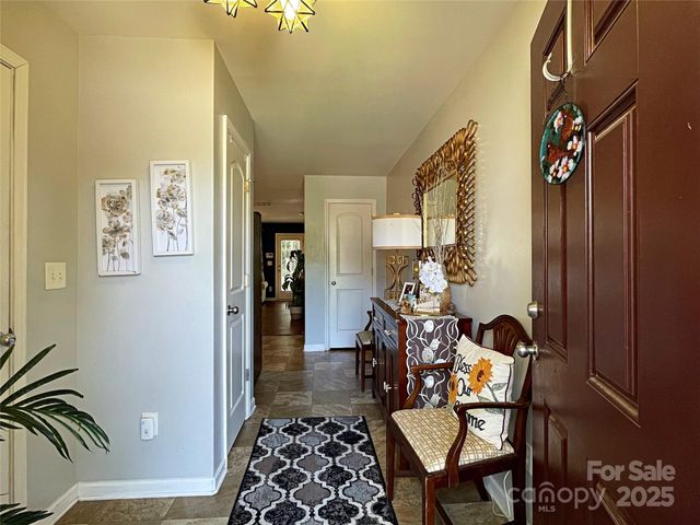 9608 Brackenview Court, Charlotte, NC 28214
