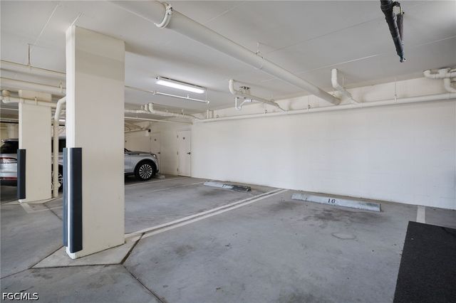 5702 Cape Harbour DR 204, Cape Coral, FL 33914