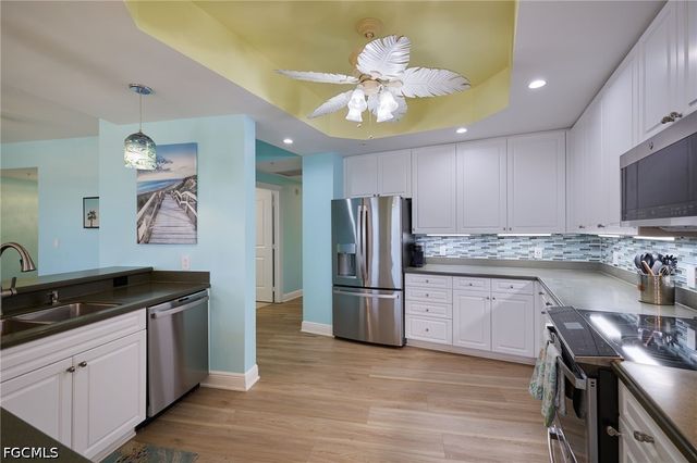 5702 Cape Harbour DR 204, Cape Coral, FL 33914