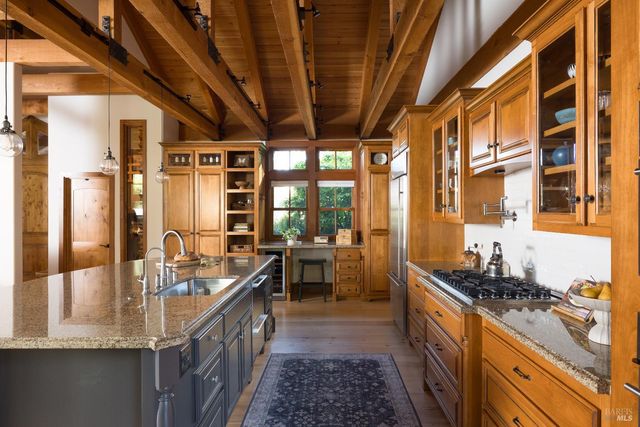 8811 Egg Farm Ln, Kenwood, CA 95452