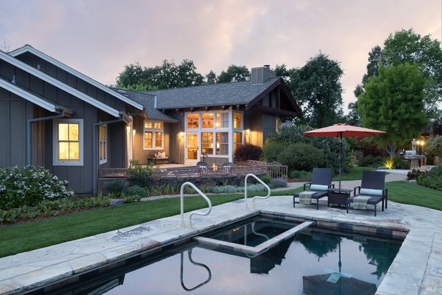 8811 Egg Farm Ln, Kenwood, CA 95452