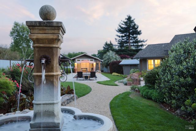 8811 Egg Farm Ln, Kenwood, CA 95452