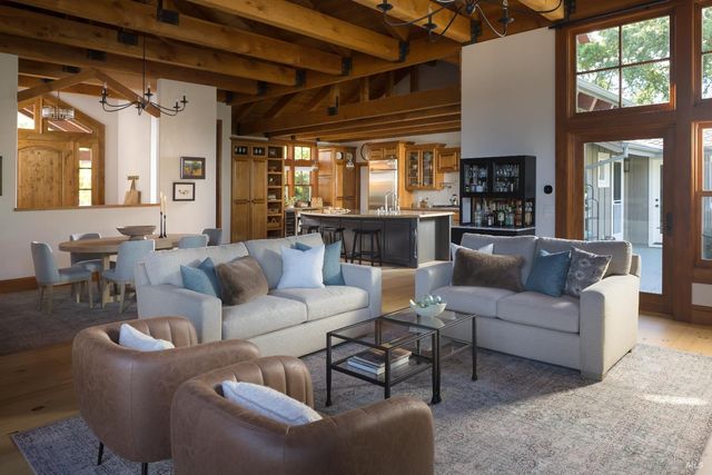 8811 Egg Farm Ln, Kenwood, CA 95452