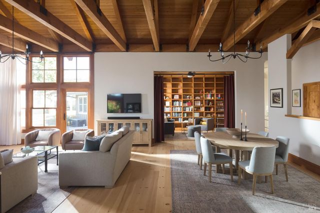 8811 Egg Farm Ln, Kenwood, CA 95452