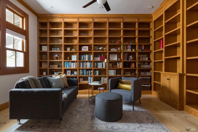 8811 Egg Farm Ln, Kenwood, CA 95452